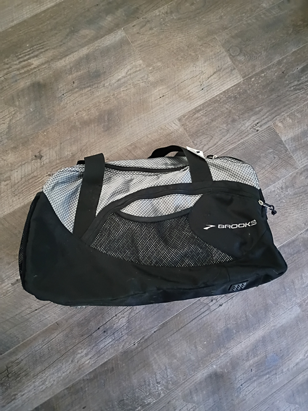Brooks Black and Gray Mesh Duffel Bag - Men